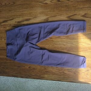 Peloton leggings size medium